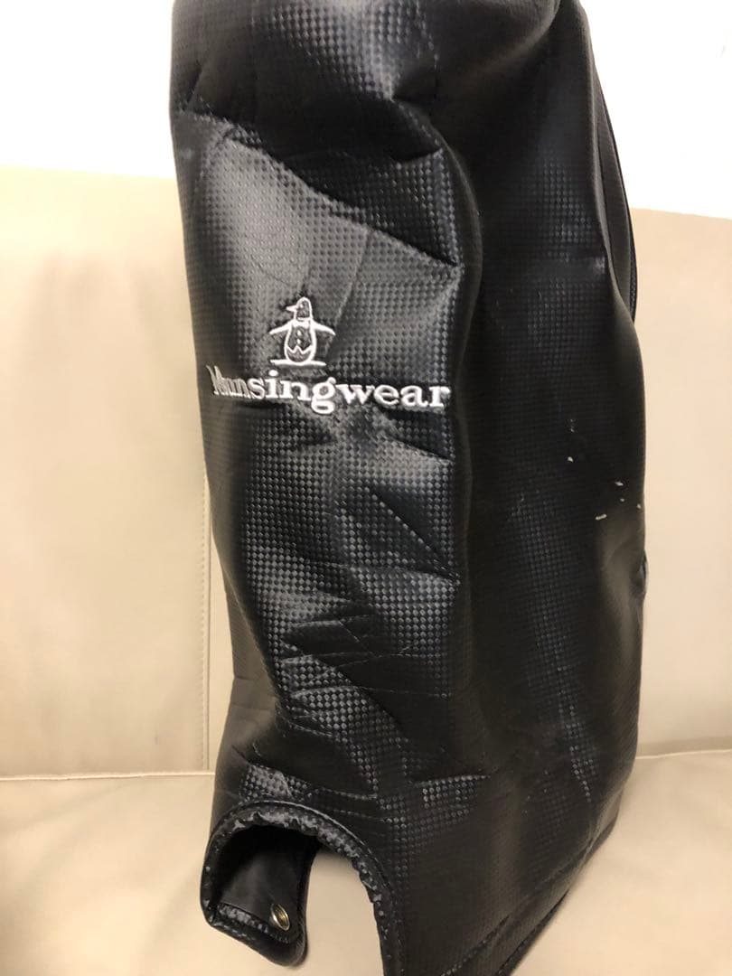 【送料込み】廃盤希少品　大人気完売　マンシングウェア　キャディバッグ