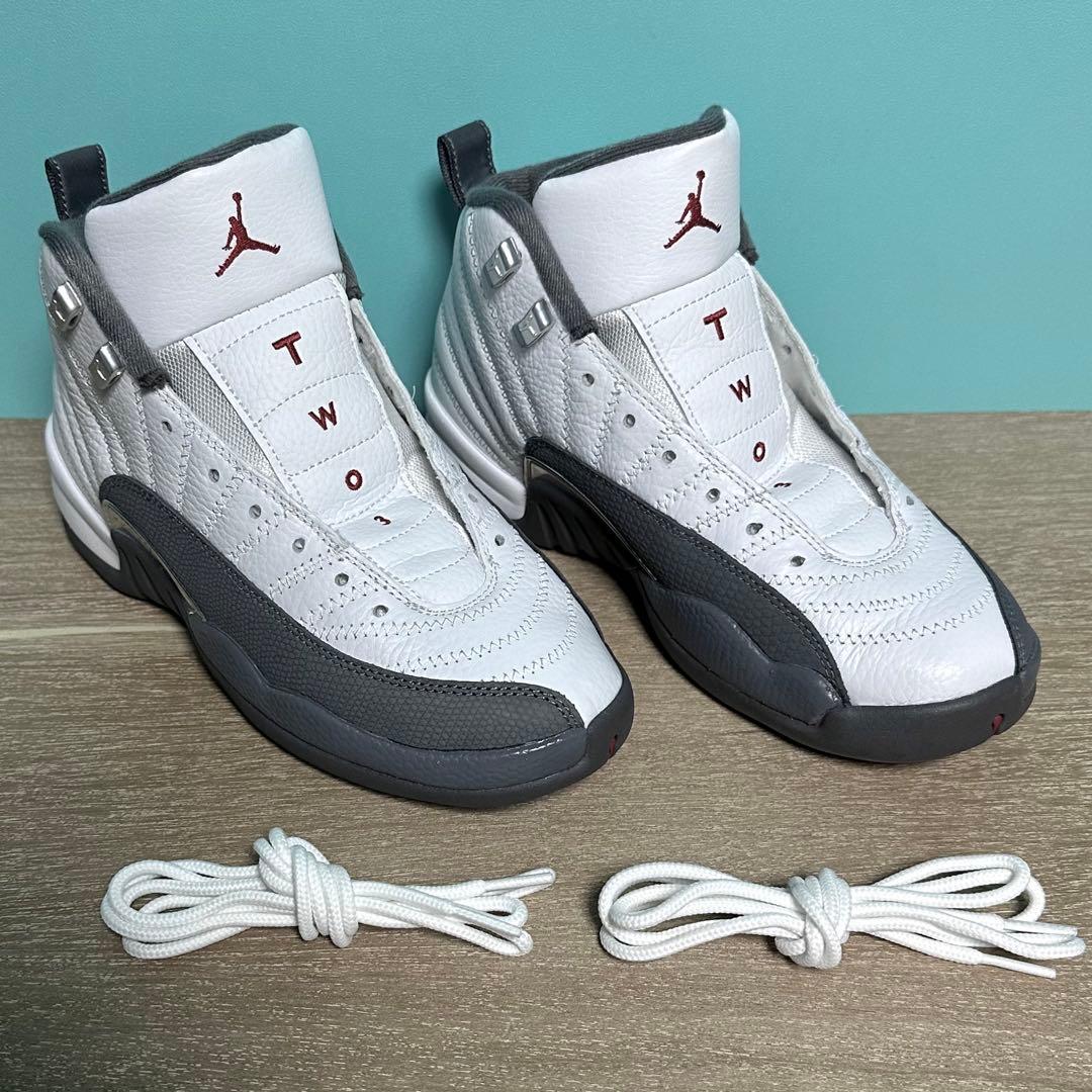 ナイキ【NIKE】エアジョーダン12　　　　　　　　　　※2019年製レアカラー