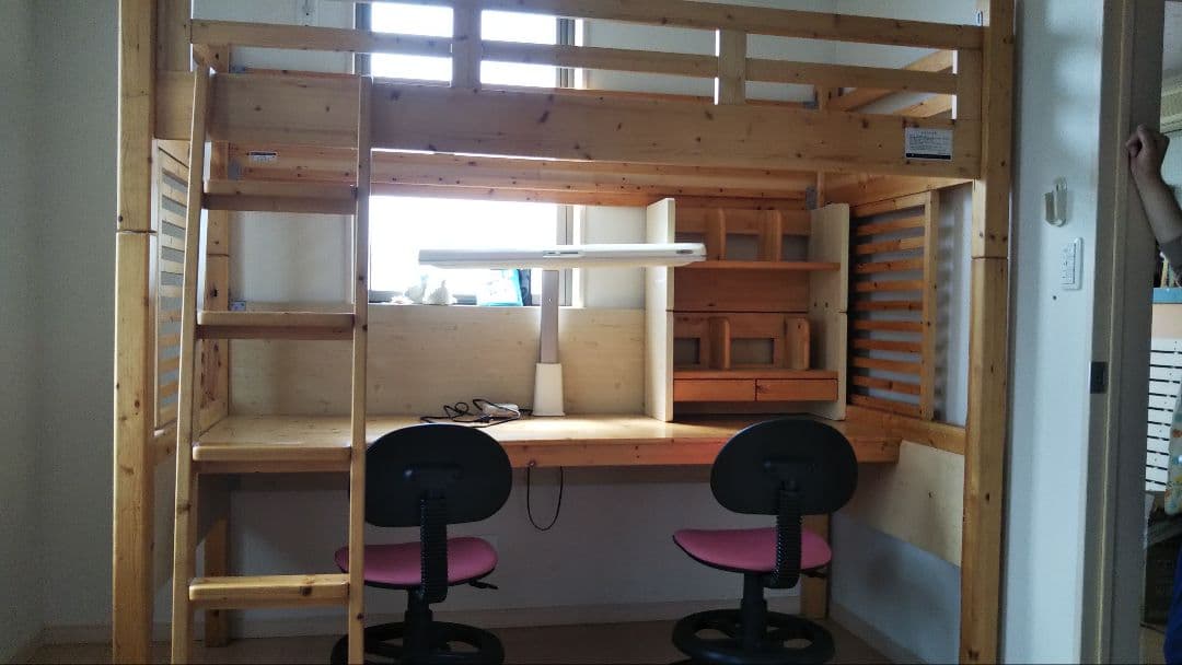 ベッド付き学習机