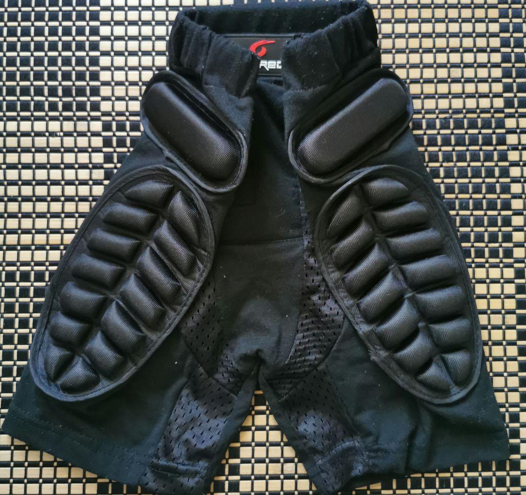 BURTON、ラルフローレンスノーボードウェア上下、お尻パット