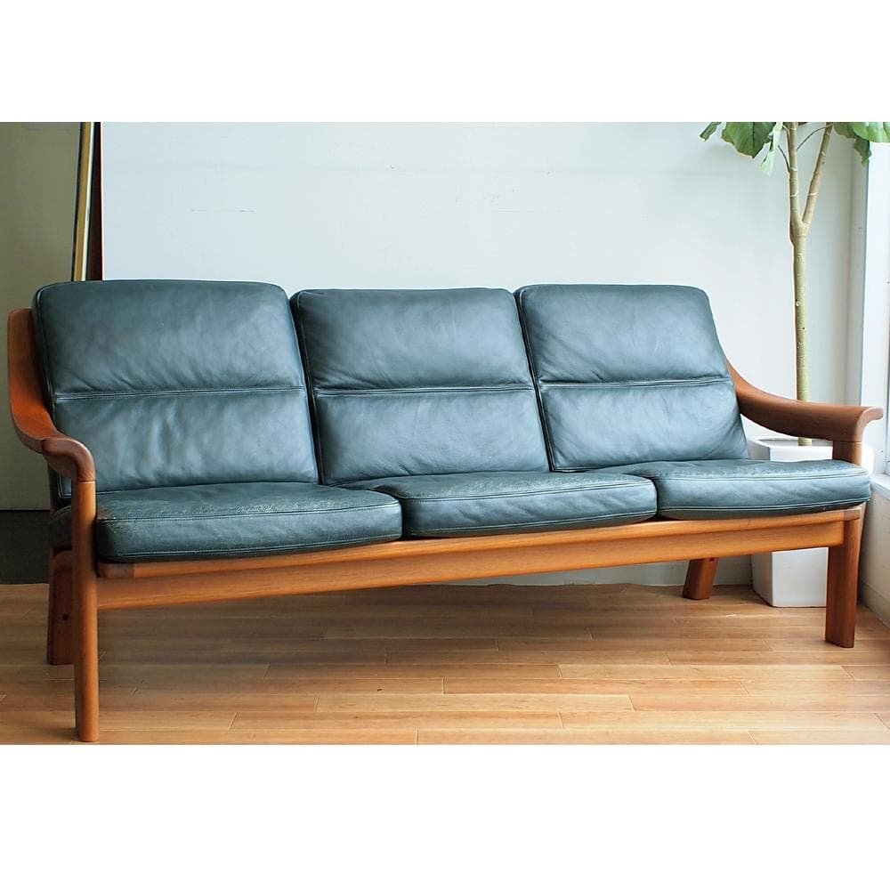 ビンテージ デンマーク製 P.J.Furniture チーク材 3人掛けソファ
