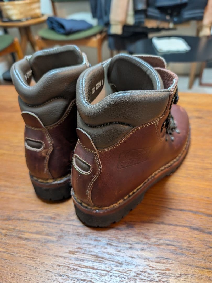 GAERNE　ガエルネ　フーガ ラフブラウン 25.5