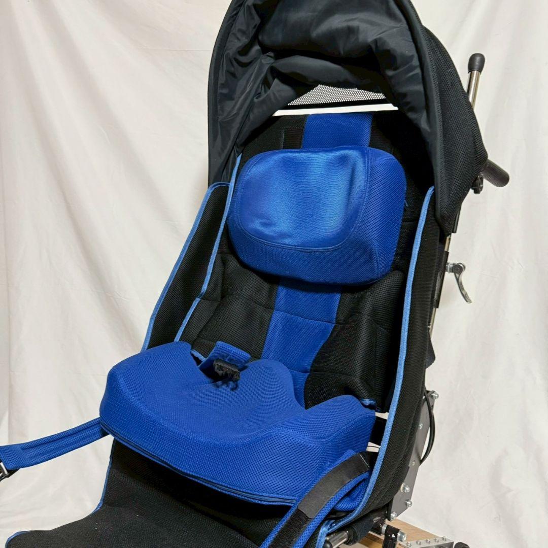 きさく工房 RVPocketss　バギー　障害児　車椅子　ティルト座位保持