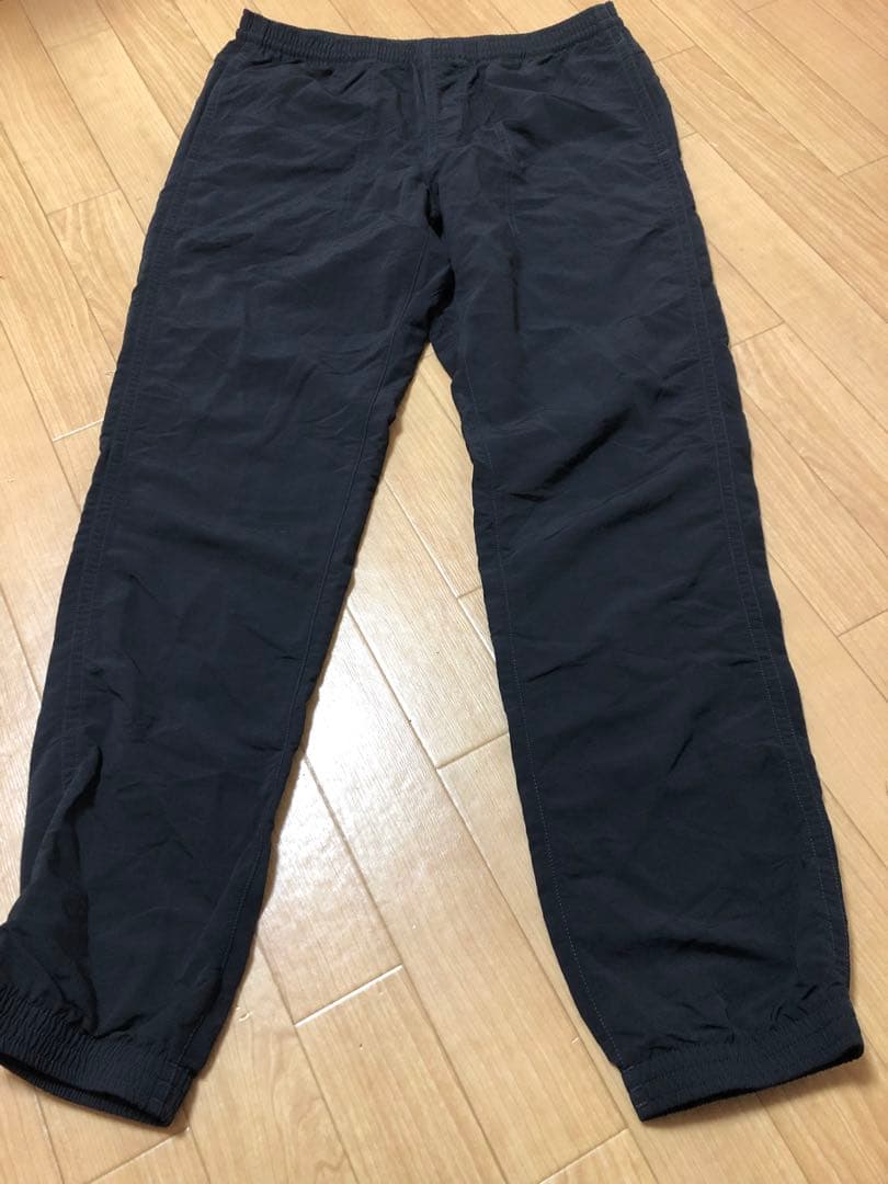 patagonia 黒パンツ ウエストゴム - メルカリ
