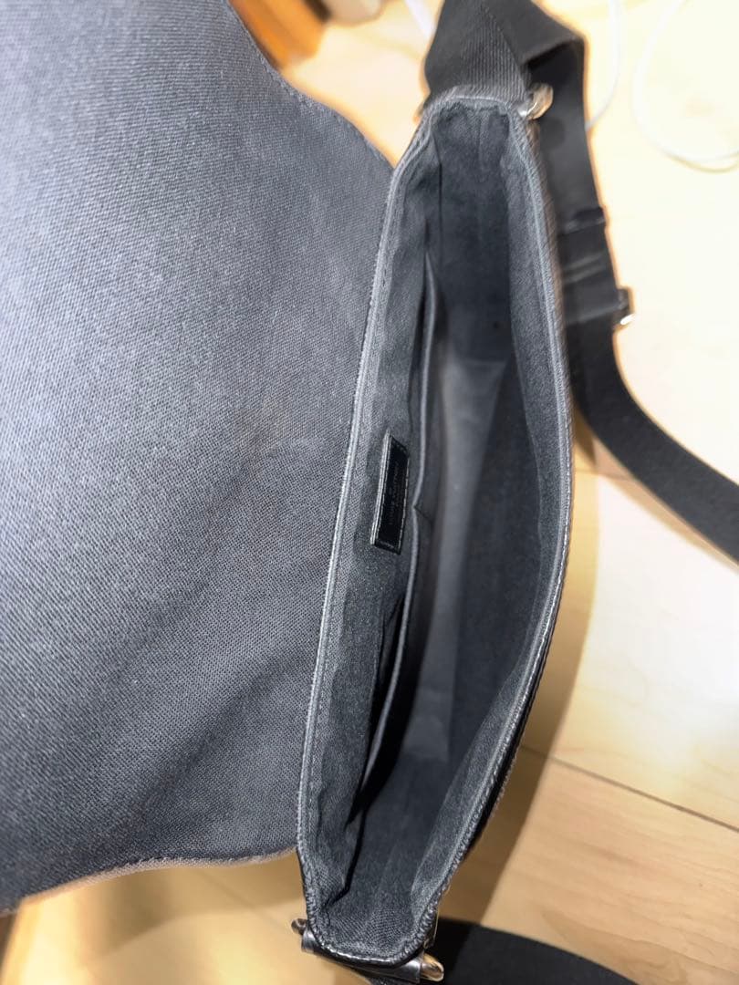 LOUIS VUITTON ルイ ヴィトン　グラフィット ディストリクトPM