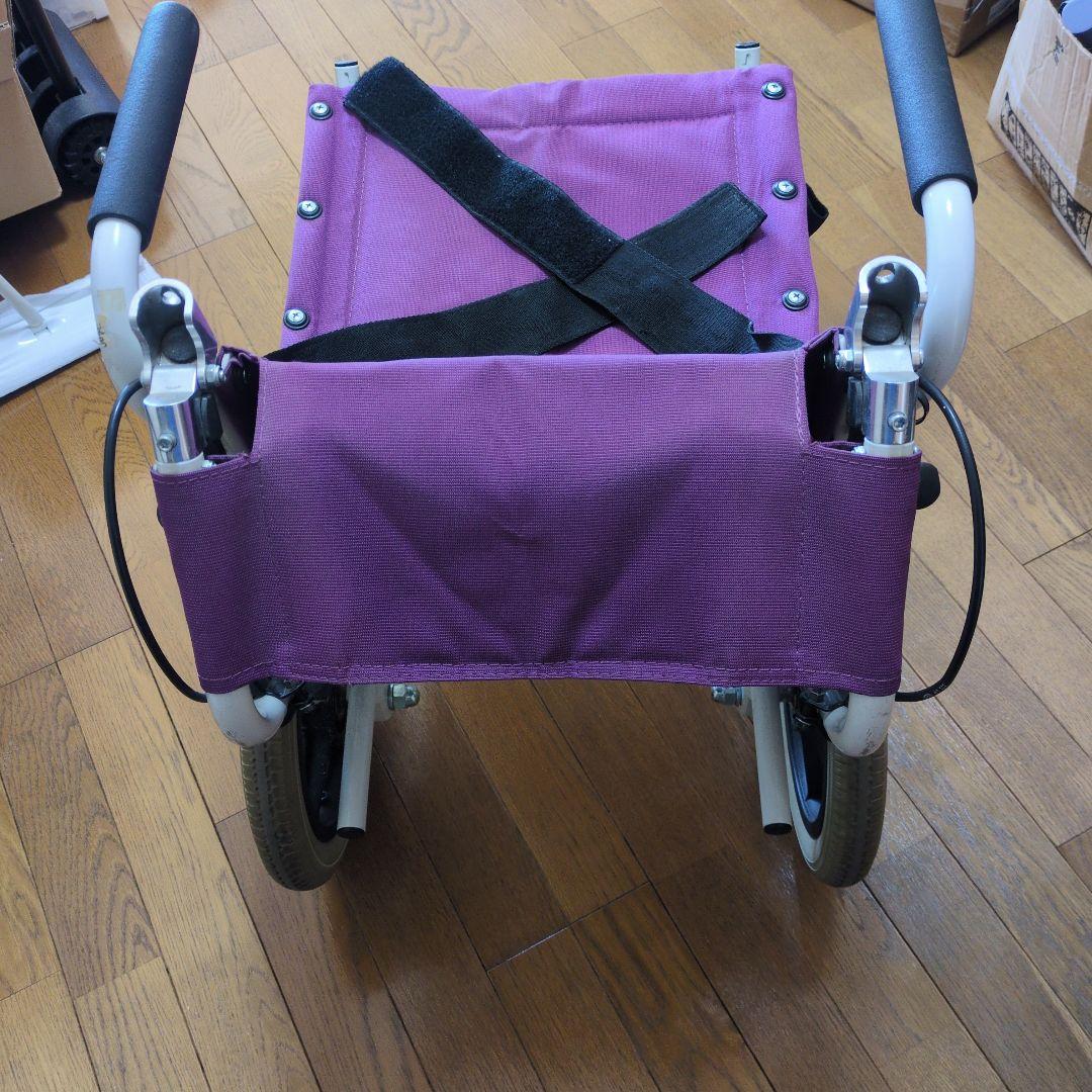 紫色 折りたたみ介助用車椅子