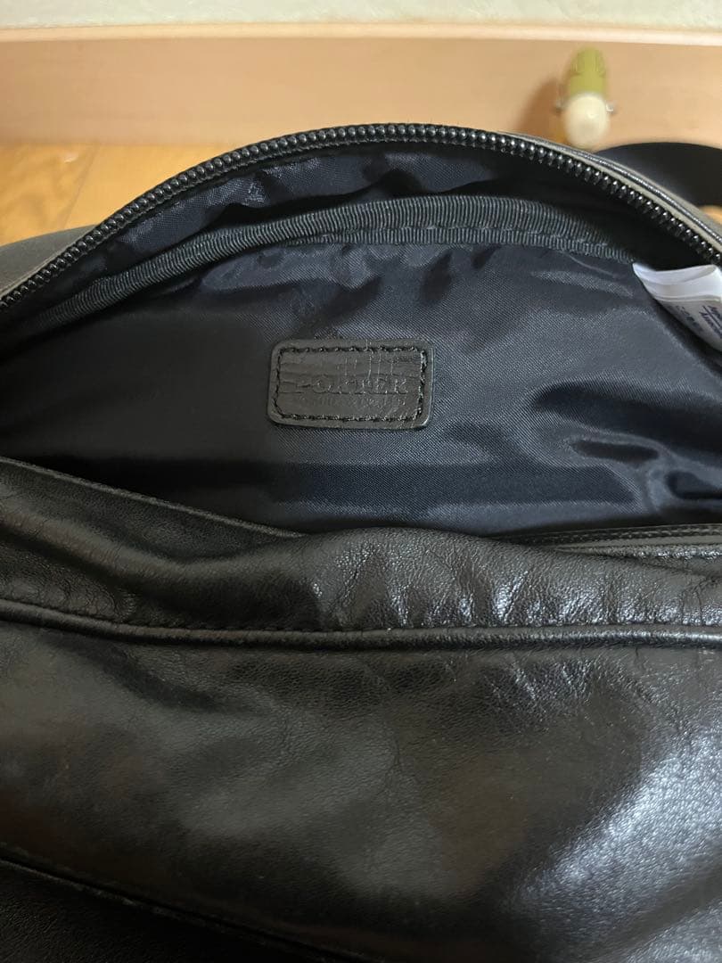 ポーター ズーム ウエストポーチ　ボディバッグ　 レザー ブラック