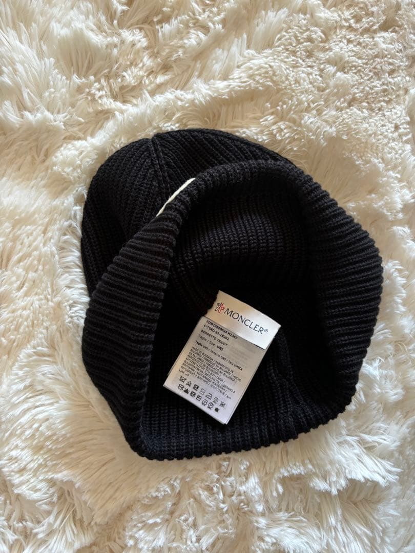 【美品】MONCLER ニット帽 黒 ⭐︎タグあり