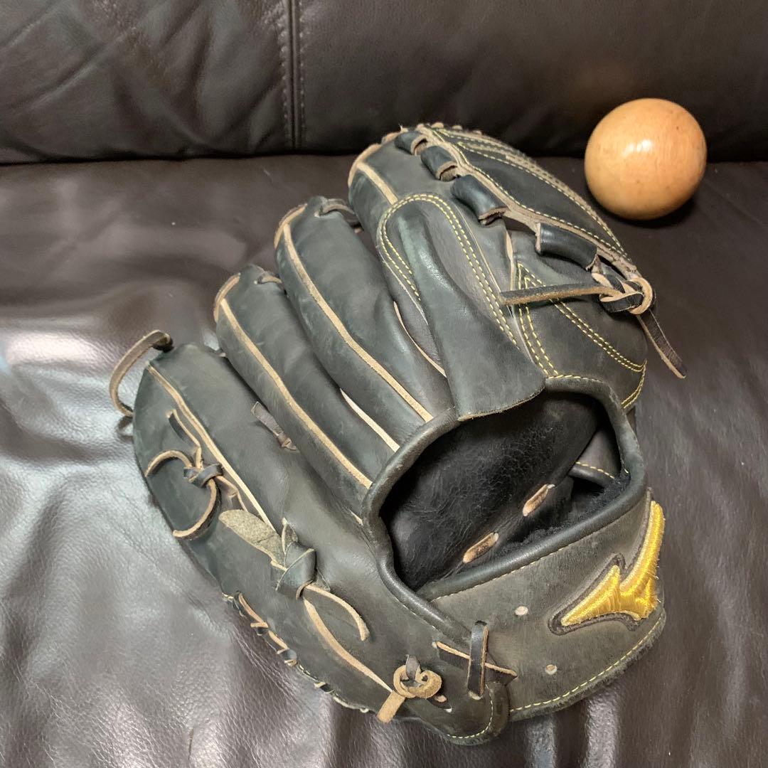 Mizuno pro 硬式投手用グローブ ブラック　松井裕樹
