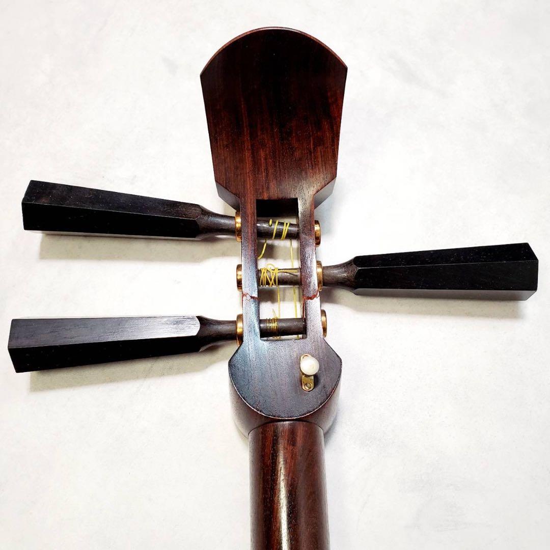 ジャンク】津軽三味線 東さわり 紅木 太棹 正寸 丸打胴 犬皮 三つ折り