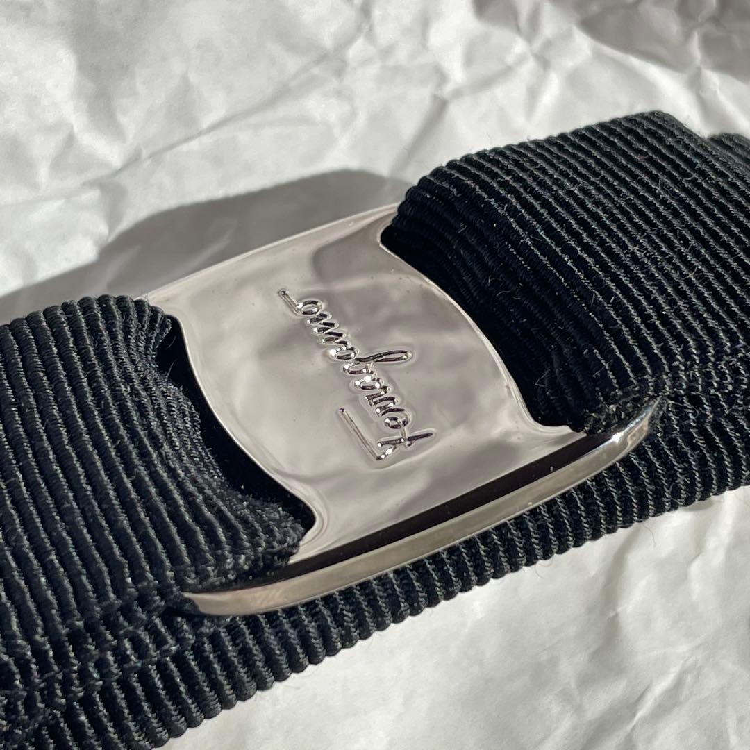 《新品》ブラック　SalvatoreFerragamoフェラガモ　ヘアバレッタ