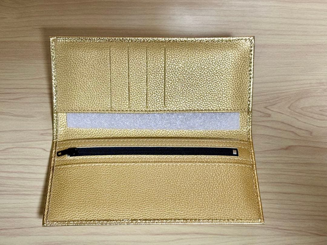 【皇居限定】長財布/ゴールド/菊の御紋/高級牛革/新品未使用箱付き