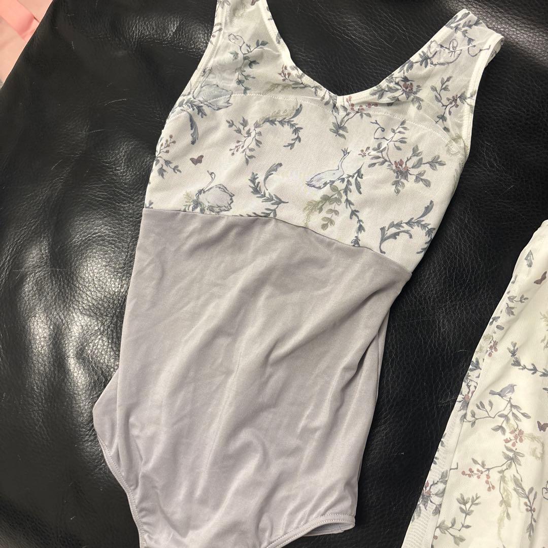 チャコット　レオタード150 白鳥パープル　グレー　２点　#メルカリでハロウィン