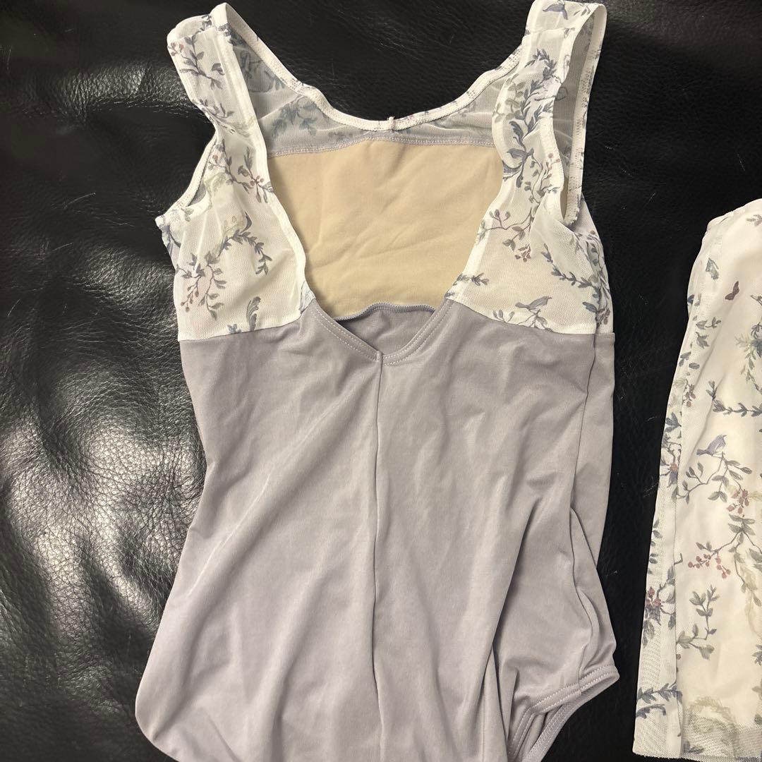 チャコット　レオタード150 白鳥パープル　グレー　２点　#メルカリでハロウィン