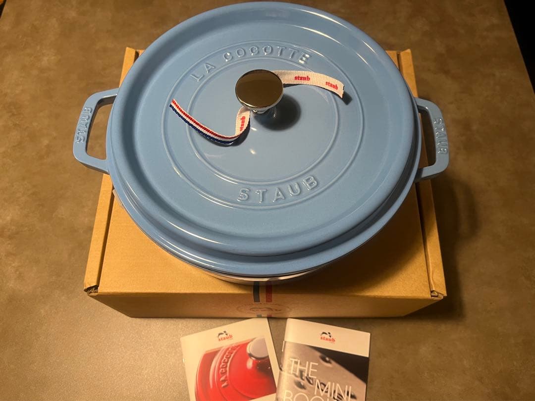 レア 40周年限定色 ストウブ シャローラウンドココット サックスブルー