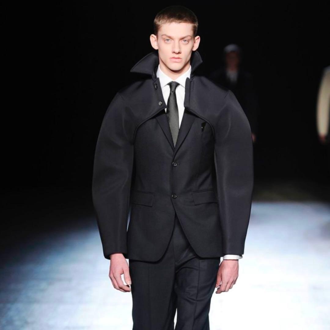 激レア 09AW RAF SIMONS ウェットスーツ ボレロ アーカイブ - メルカリ