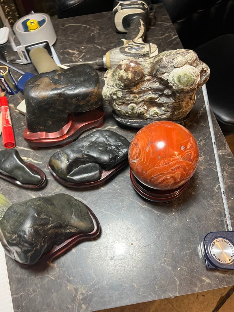 佐渡赤玉石、11センチ赤玉石球体、鑑賞石 パワーストーン、水石、日本三大銘石