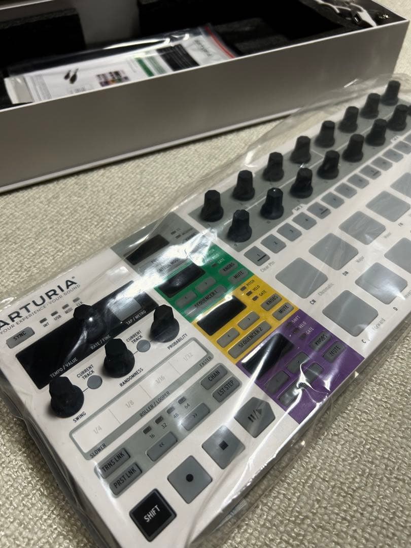 ARTURIA BEATSTEP PRO - DTM・DAW在庫 処分 セール