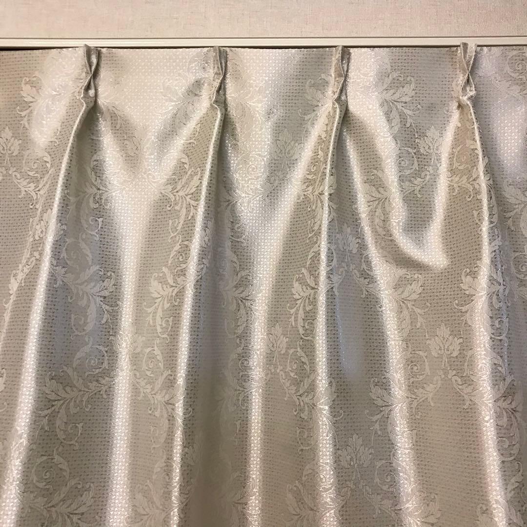 カーテン　幅200cm×丈220cm2枚　ダマスク