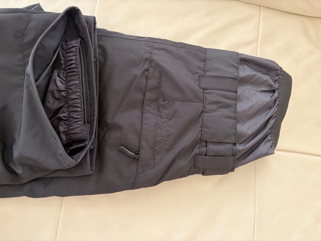 ブラック スノーボードウェア 女性用