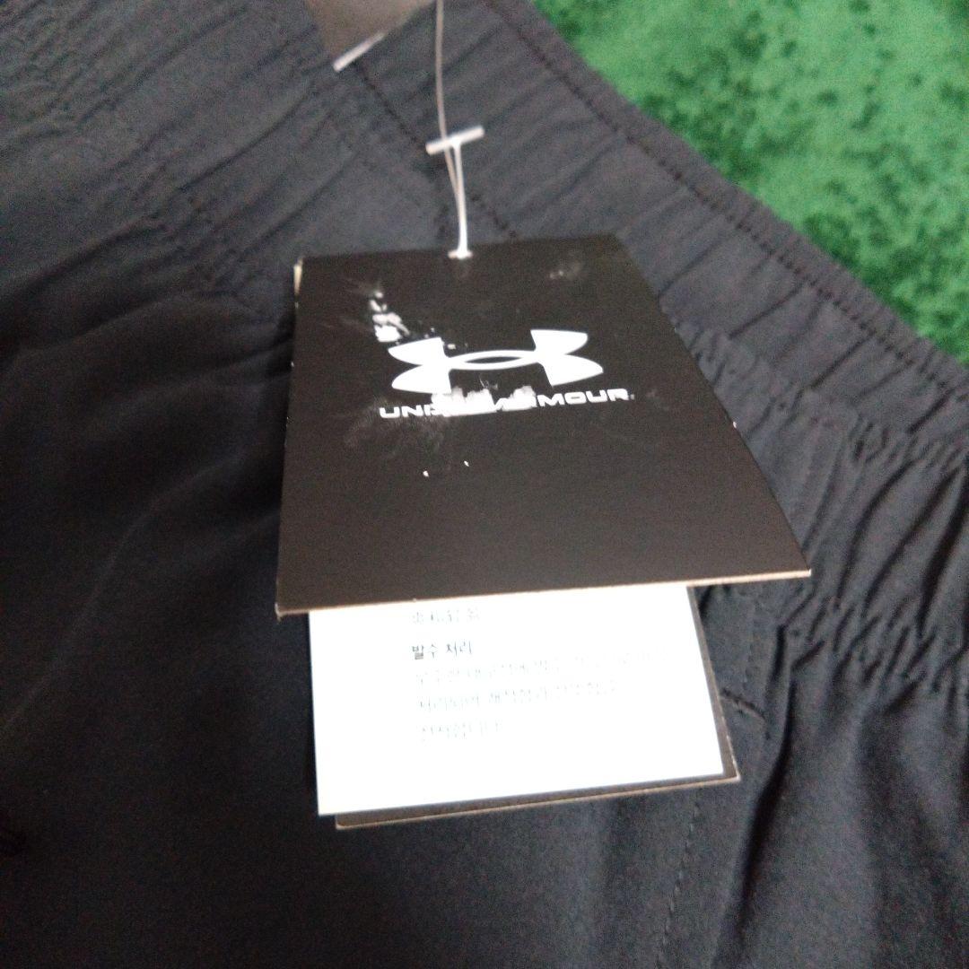 【5%引き】新品UNDER ARMOURアンダーアーマーブラック パンツＬサイズ