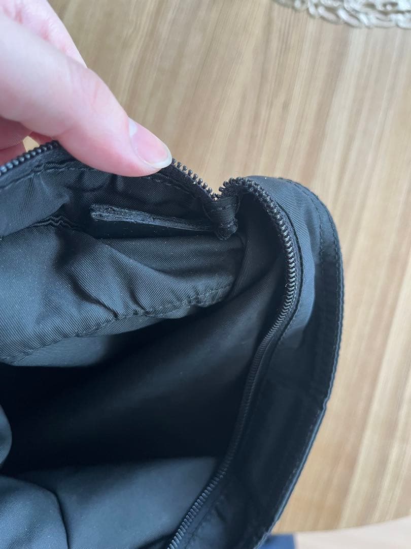 PRADA ショルダーバック