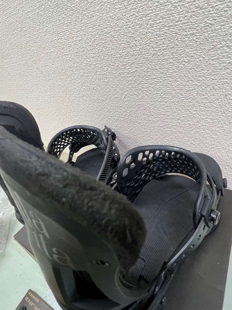 BURTON マラビータ ReFlex Mサイズ 黒