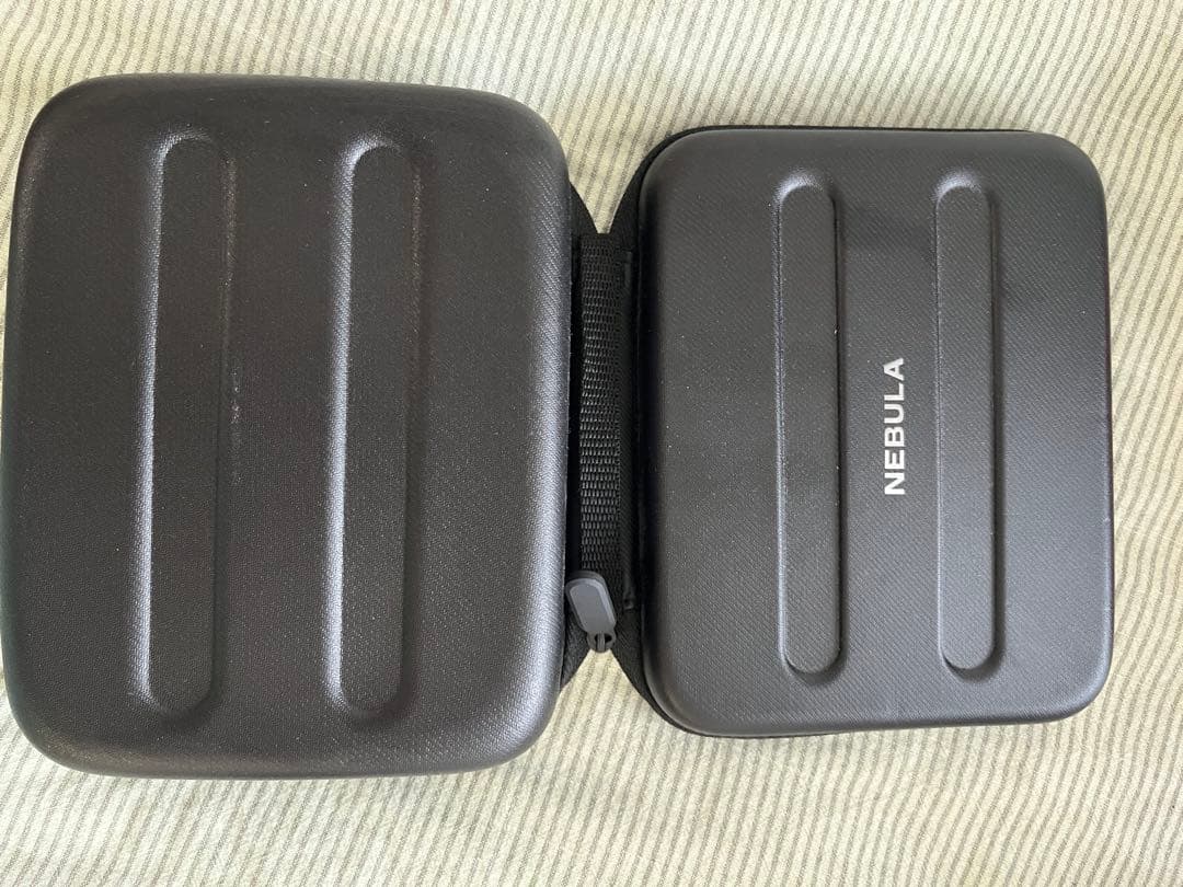 NEBULA Capsule Pro by ANKER 本体