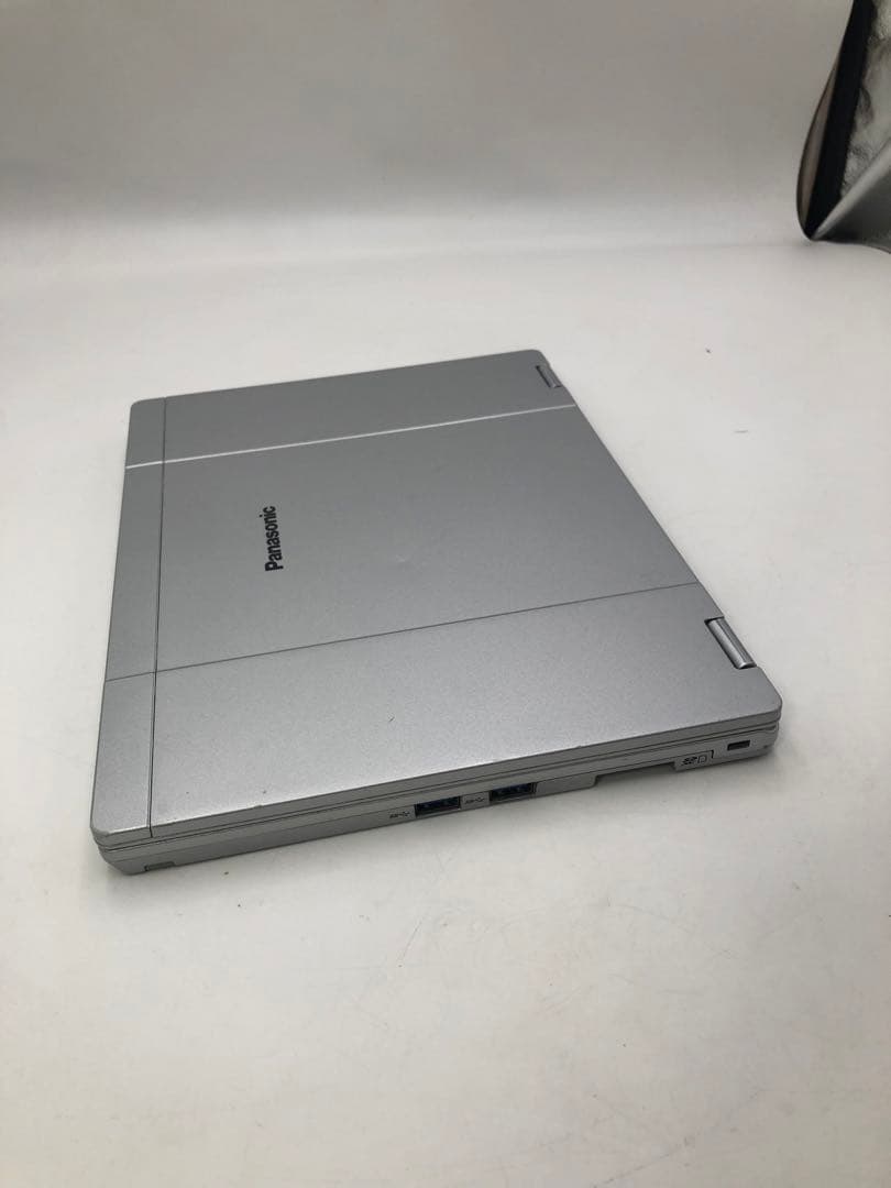 Windowsノート本体 Panasonic CF-QV9 [Core i5 10310U