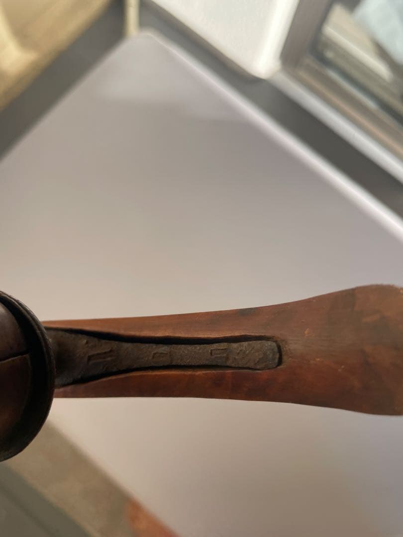 インドネシア伝統武器 クリス（Keris）古式／波刃／木製鞘付き