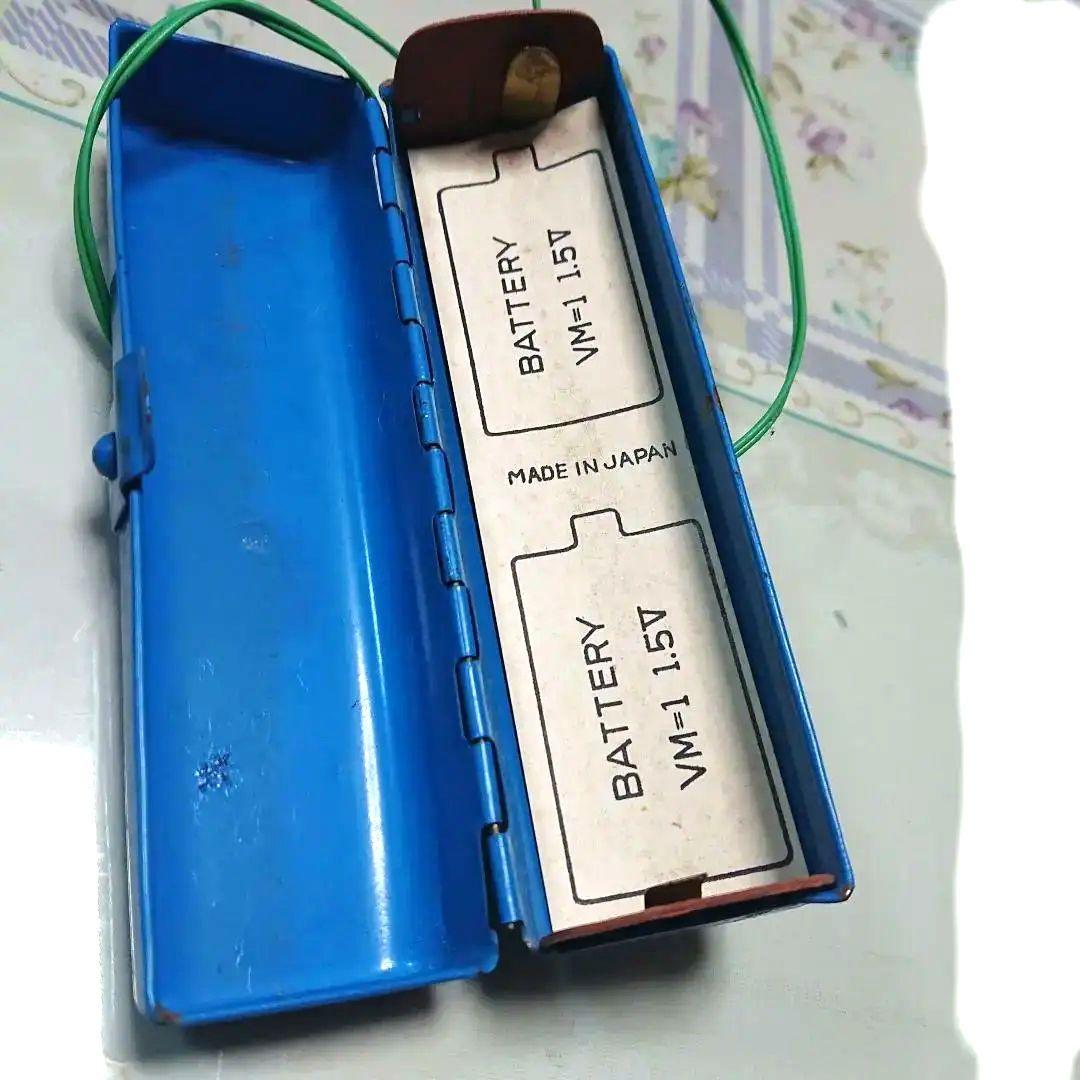 昭和レトロ、ブリキの有線リモコン犬のおもちゃ