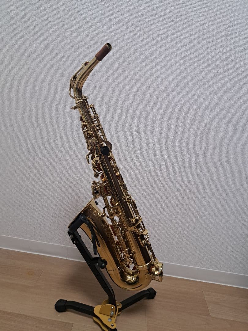 ぼ*び様 ゴールド アルトサックス 本体 マウスピース付き