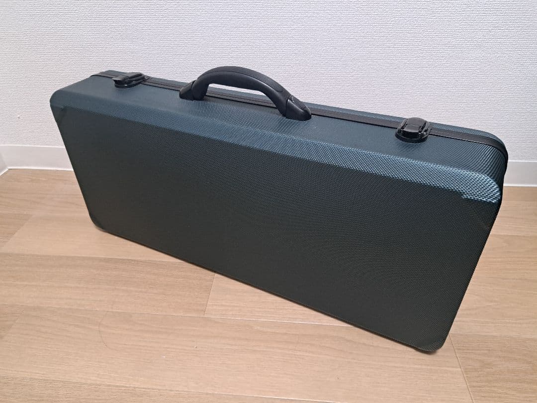 ぼ*び様 ゴールド アルトサックス 本体 マウスピース付き