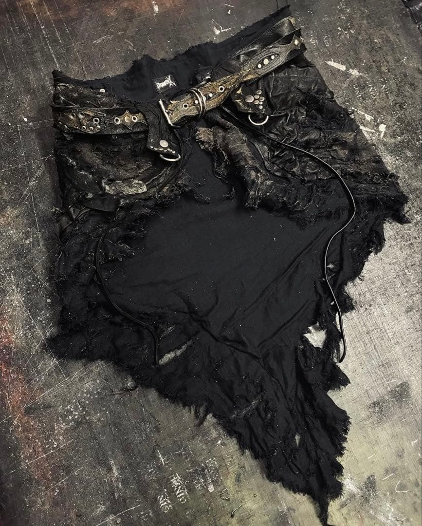 Engrave The Cross Ⅷ GKT scarf - メルカリ