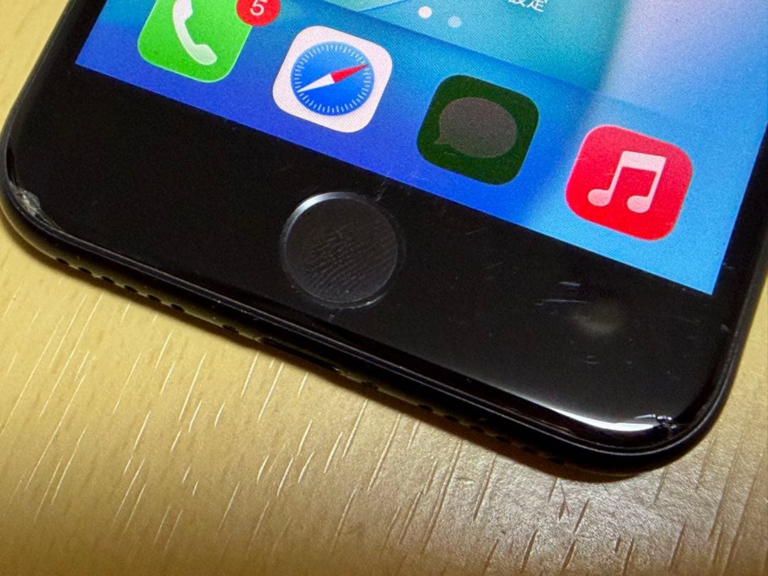 iPhone SE 第2世代 （SE2）64GB ブラック SIMフリー