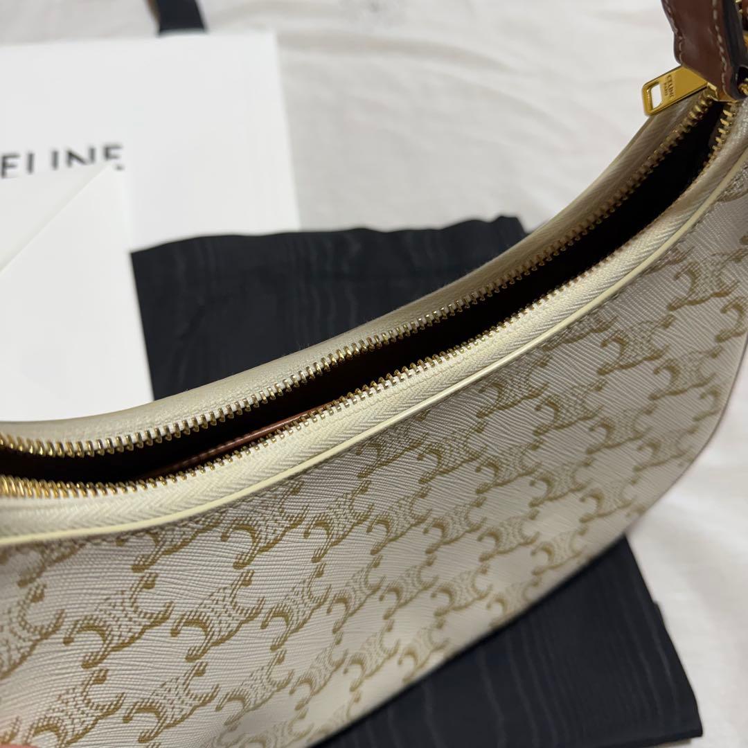 CELINE トリオンフキャンバス AVA（アヴァ）バッグ