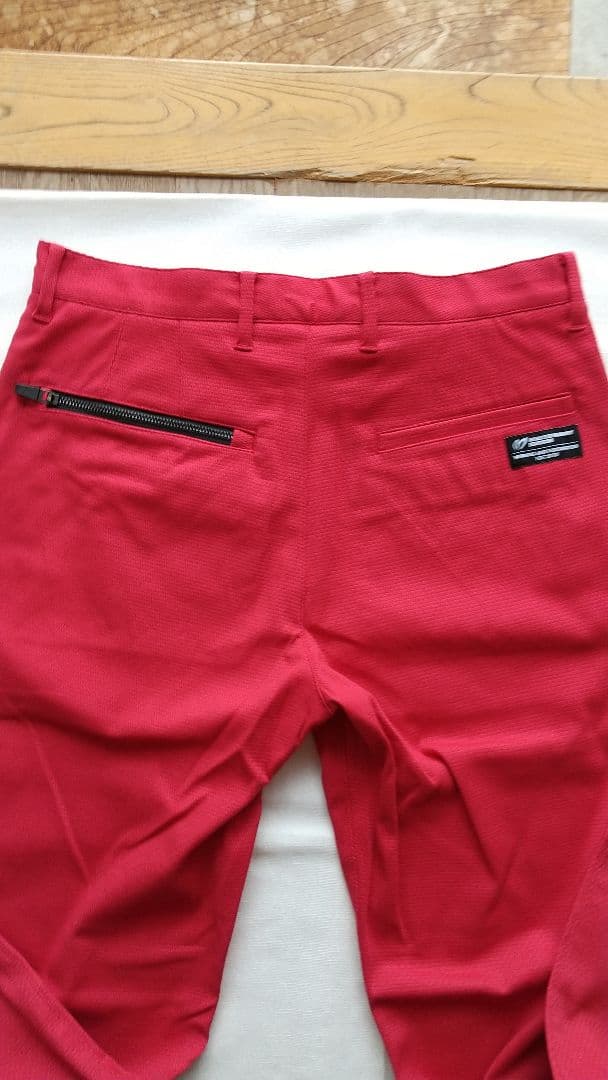 新品未使用 パーリーゲイツ マスターバニーエディション メンズパンツ