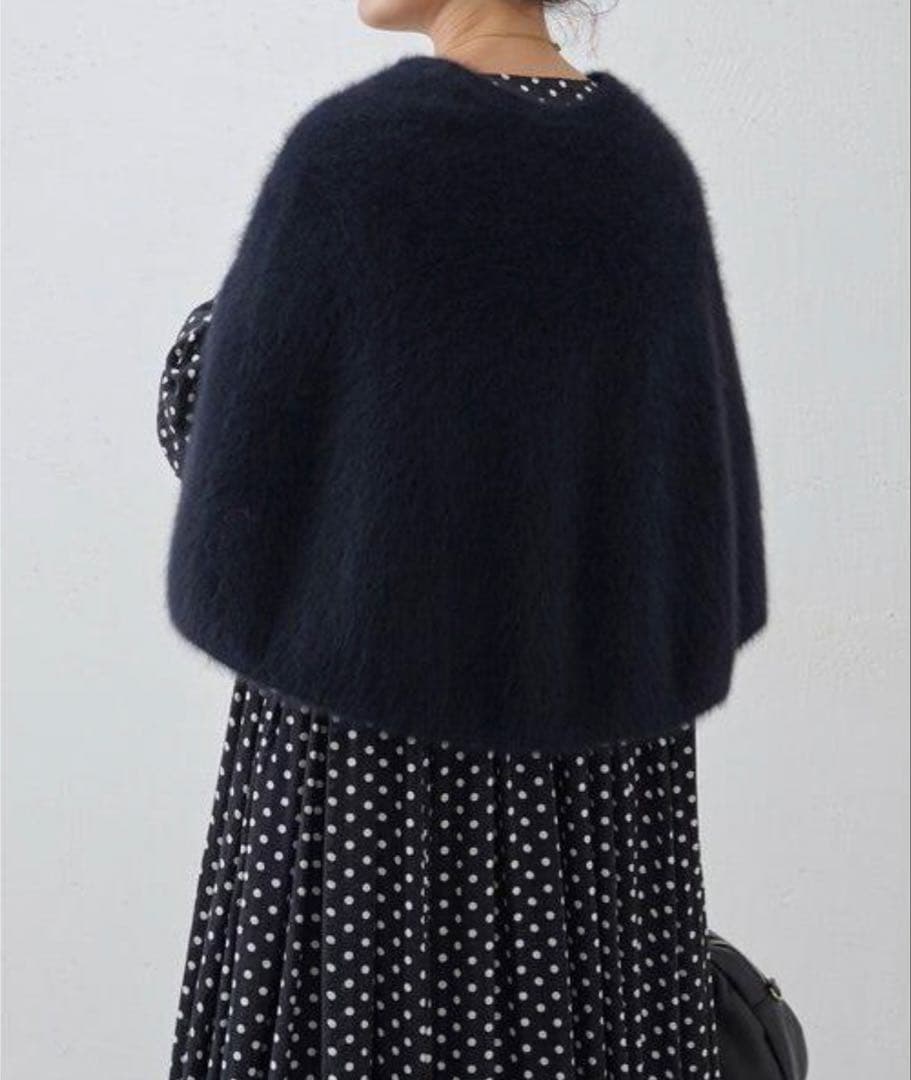 美品　BEARDSLEY / ビアズリー ファーニットポンチョ　（1度のみ着用）