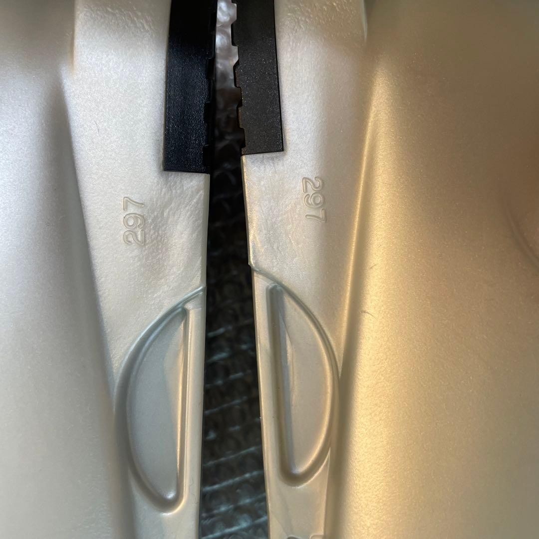 未使用　タグ付　KASTLE 幅広　レディース スキーブーツ 25-25.5cm