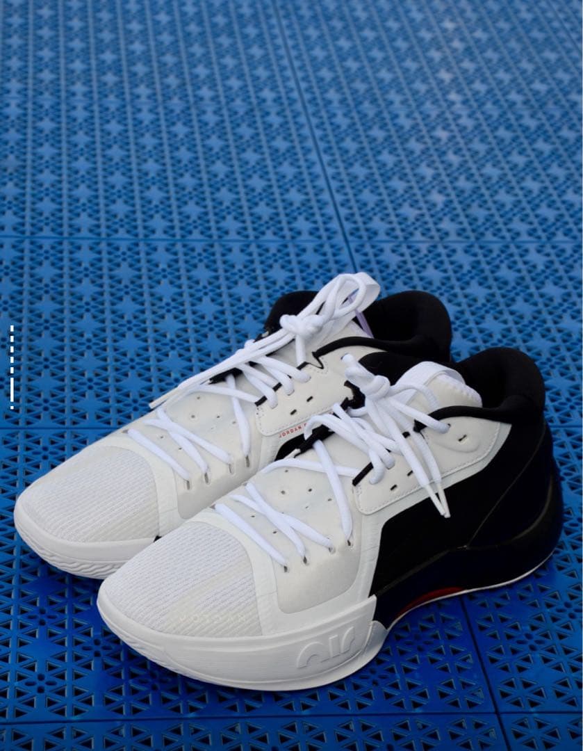 ナイキ スニーカー ZOOM SEPARATE DH0248-051