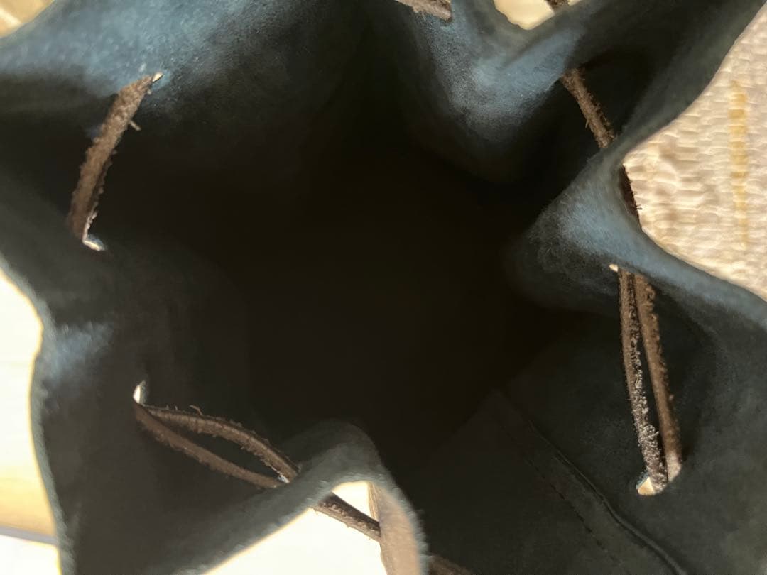 ARTS&CRAFTS ドローストリングバッグ 馬革 日本製黒ブラック巾着レザー