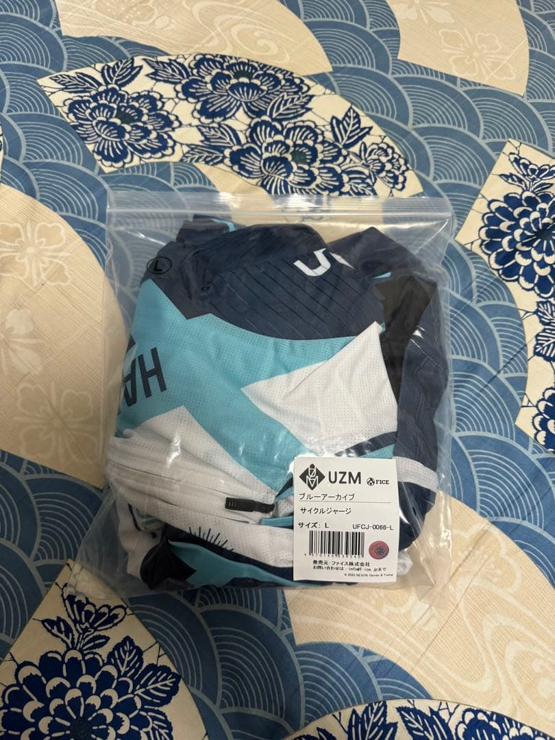 ブルーアーカイブ サイクルセパレートワンピース Mサイズ 試着のみ 砂