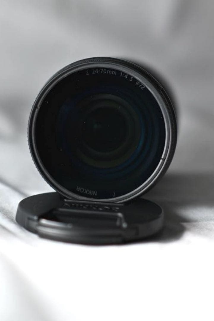 Nikon 24-70/4 S ズームレンズ