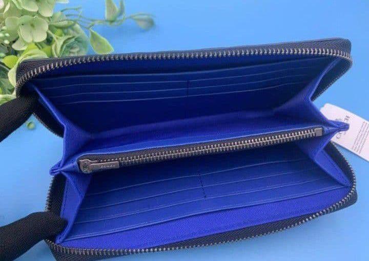 新品未使用コーチ長財布シグネチャーロングジップブルーレディースメンズ送料無料