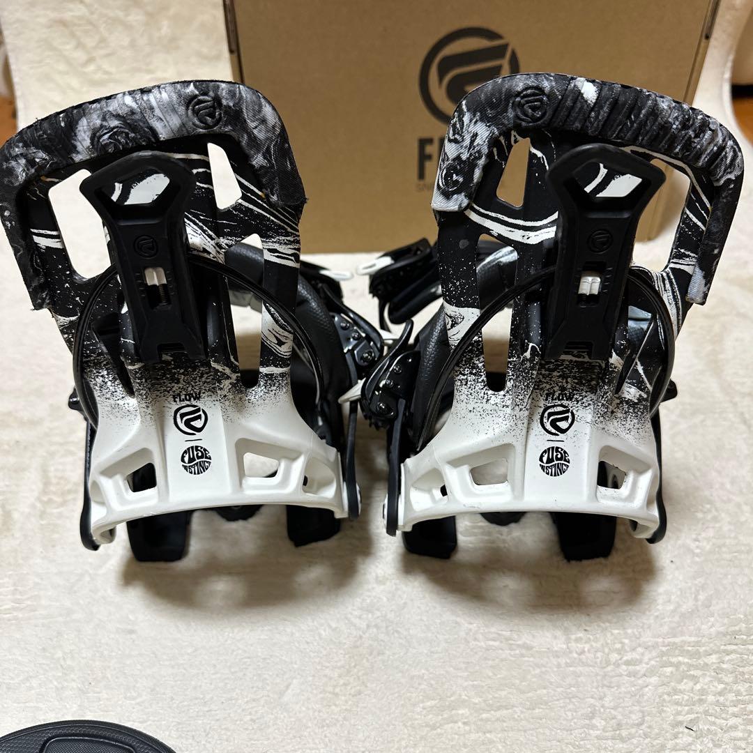 FLOW スノーボード ビンディング ブラック/ホワイト　FUSE サイズＬ