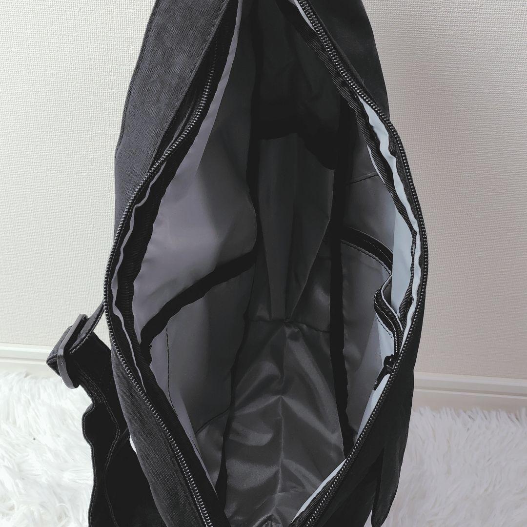 新品タグ付き✨ヘルシーバックバッグ　テクスチャードナイロン Sサイズ ブラック