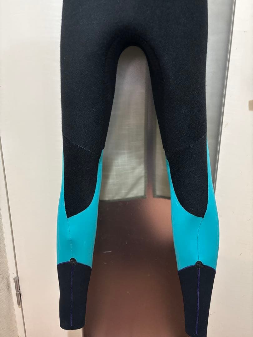 レアモデルの美品！　クイックシルバー　セミドライ　U-ZIP　Lサイズ相当