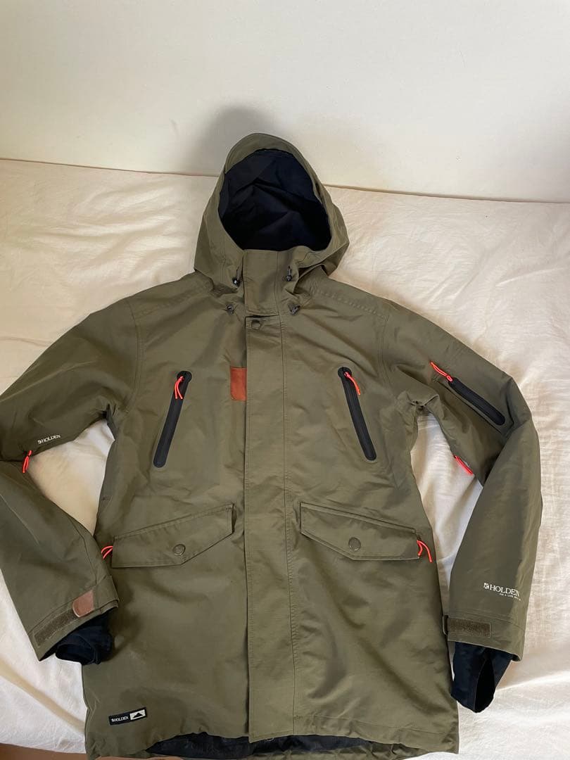 HOLDEN ホールデンスノーボードジャケット 大きめSサイズ