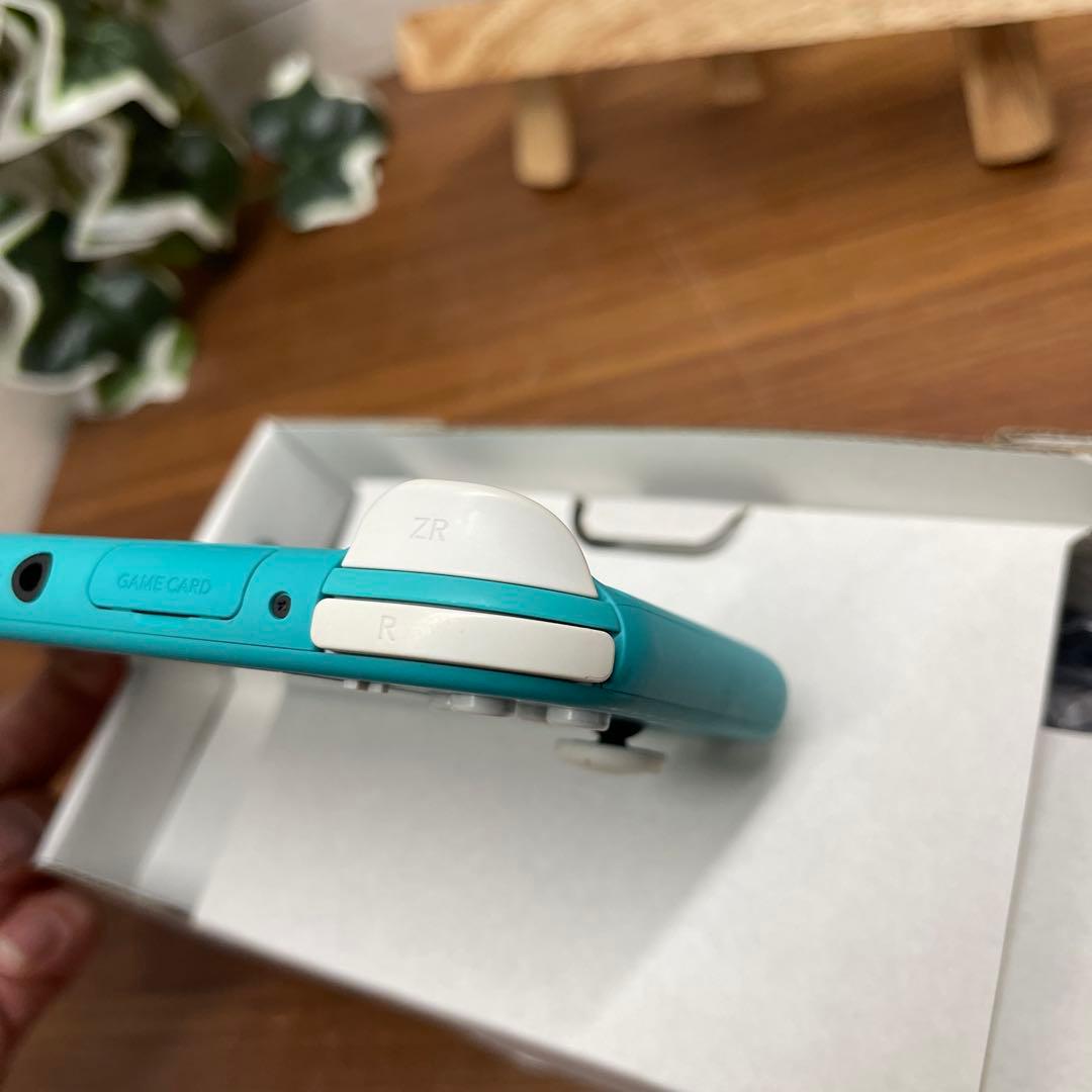 【ほぼ新品】Nintendo Switch Lite ターコイズ