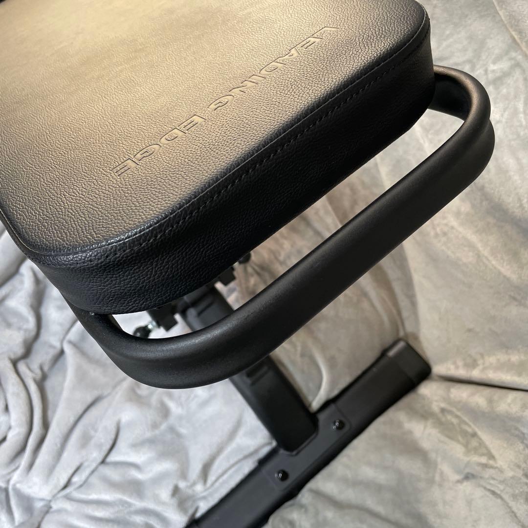 リーディングエッジ トレーニングベンチ LE-B80 角度調整 折り畳み式